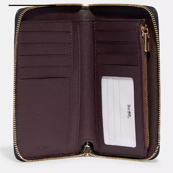 Coach• Signature Leather Medium ID Zip Wallet - Picture 3 of 11